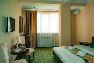 Отели типа «постель и завтрак» KaAiEr Алматы Большой двухместный номер с 1 кроватью-3