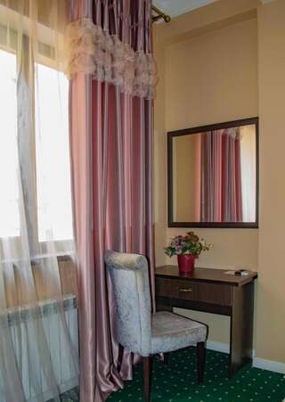 Отели типа «постель и завтрак» KaAiEr Алматы Небольшой одноместный номер-1